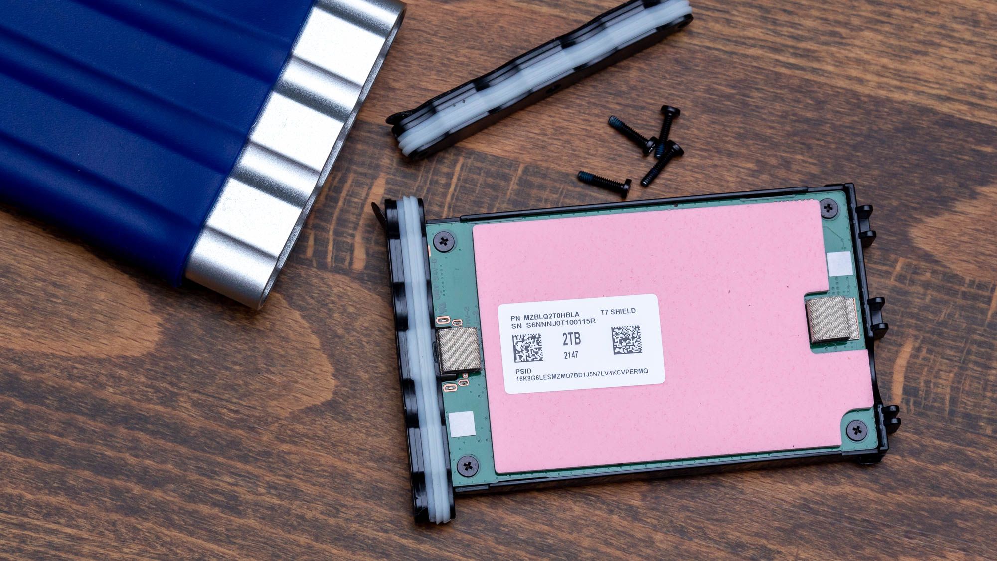 SSD portátil Samsung T7 Shield de 2 TB