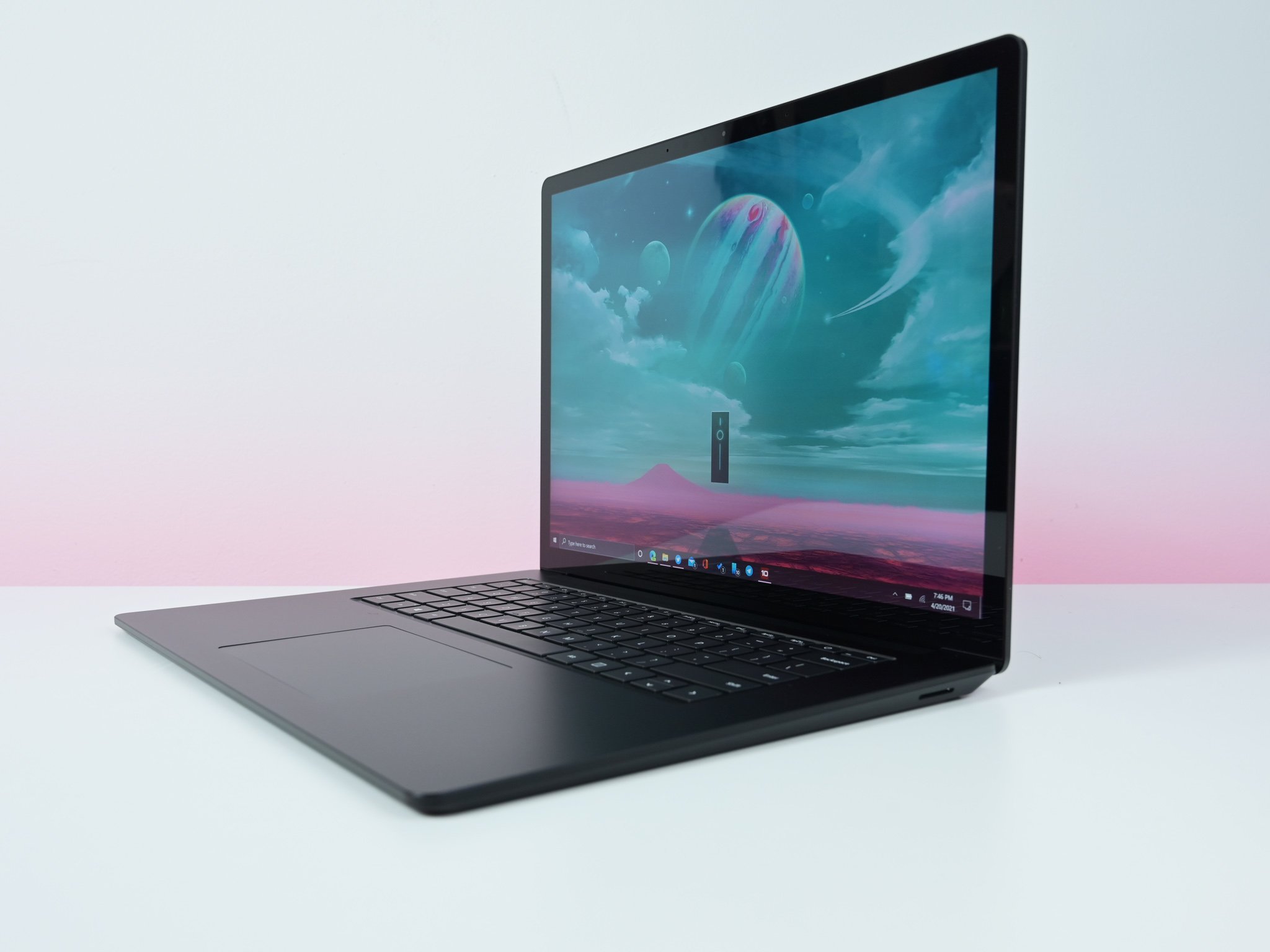 Computadora portátil 2021 Surface 4 AMD